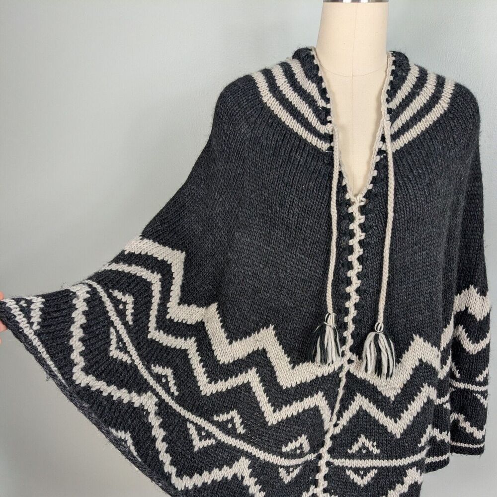 J Jill Poncho Sweater OS Gray Cream Wool Blend Boho Western Retro Hippie Casual